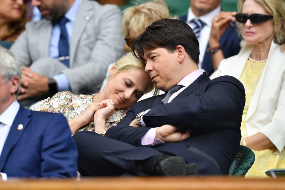  The comedian and his other half seemed to find spectating tiring work