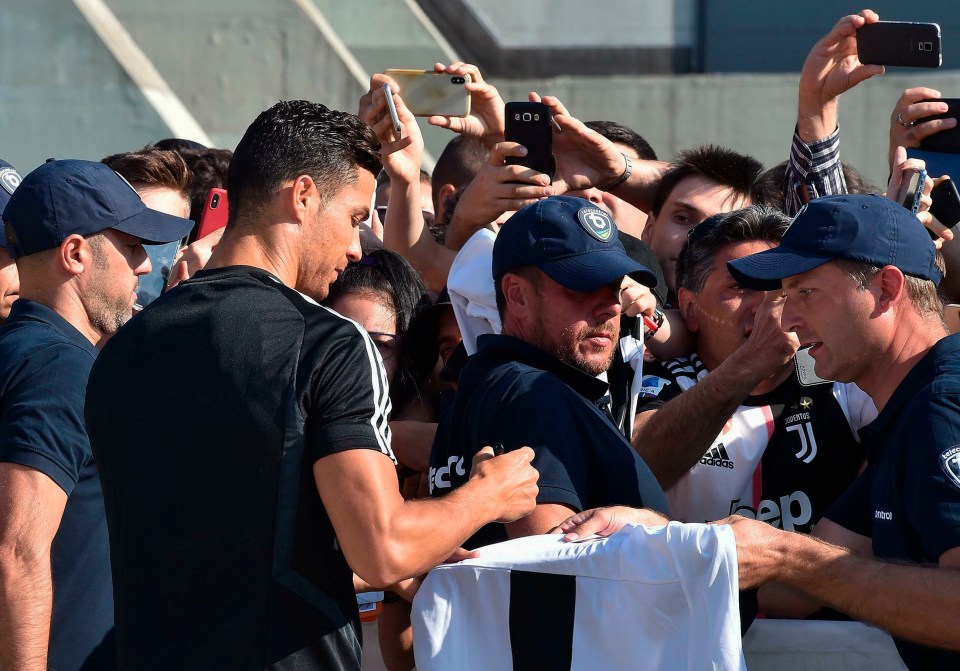  Cristiano Ronaldo was greeted by screaming fans as he returned to Juventus for pre-season