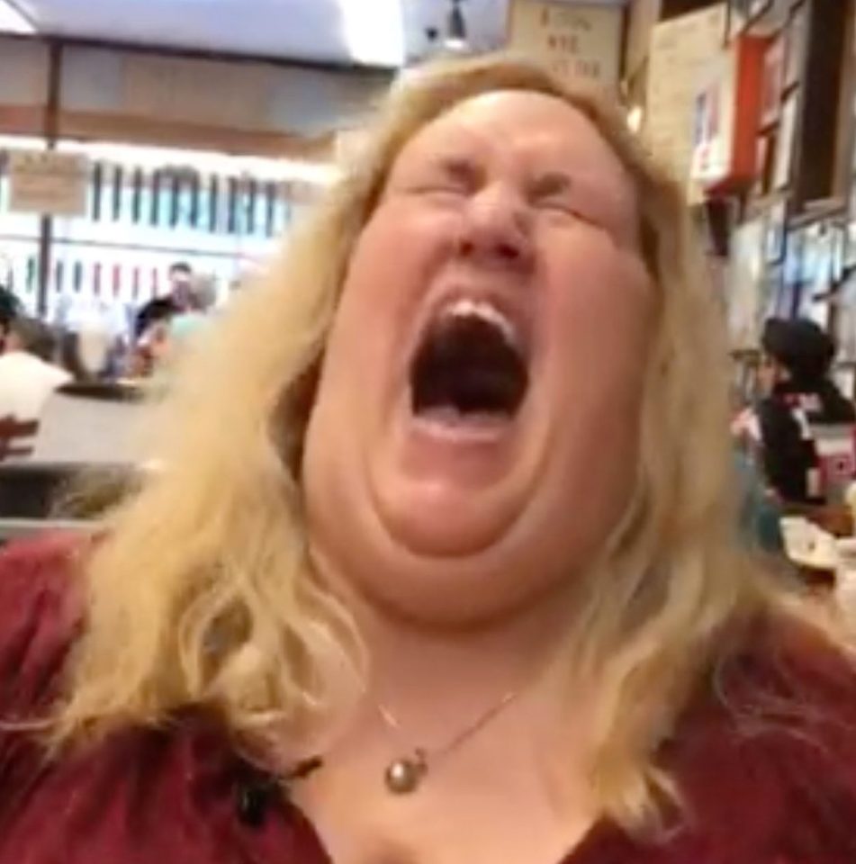  This diner gave her fake orgasm one yell of a try