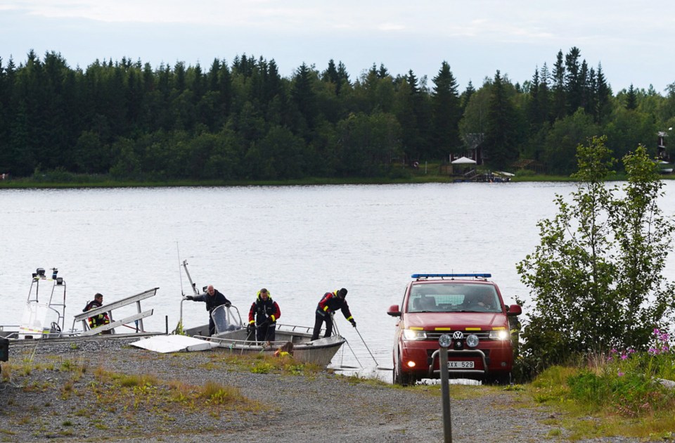 The plane crashed in to the River Ume