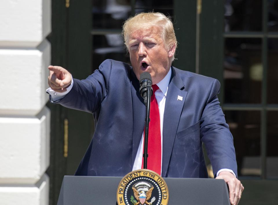  Donald Trump insisted that the four US congresswomen he attacked on Sunday should leave the country