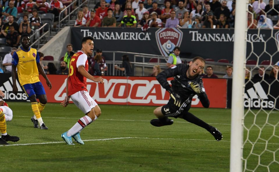  Gabriel Martinelli scored Arsenal's third goal against Colorado Rapids using his chest