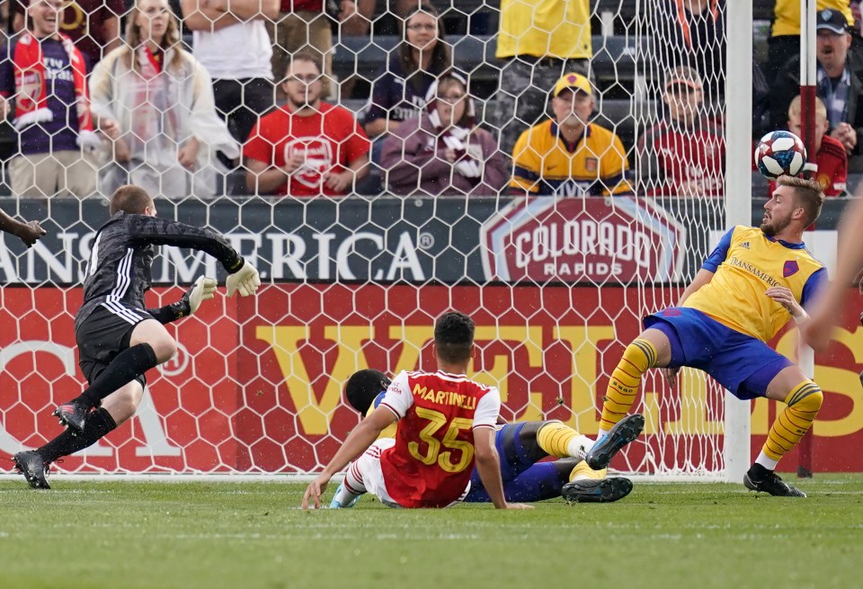  Gabriel Martinelli scored on his first outing for Arsenal