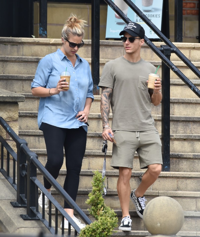  Gemma and Gorka grabbed a coffee together yesterday as they took a brief break from their newborn