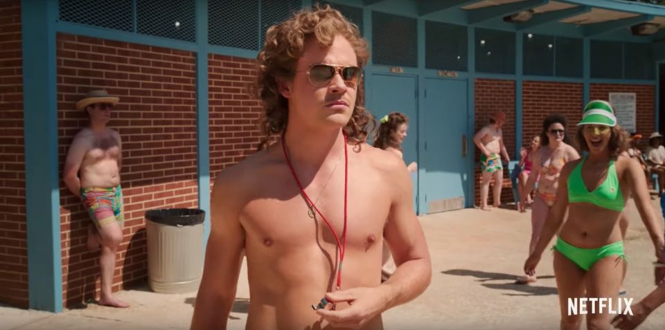  Stranger Things star Billy is a hit with the ladies on the show