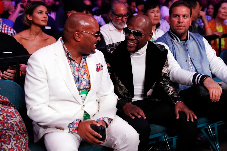 Floyd Mayweather, acting as promoter, was ringside to watch Pacquiao’s win