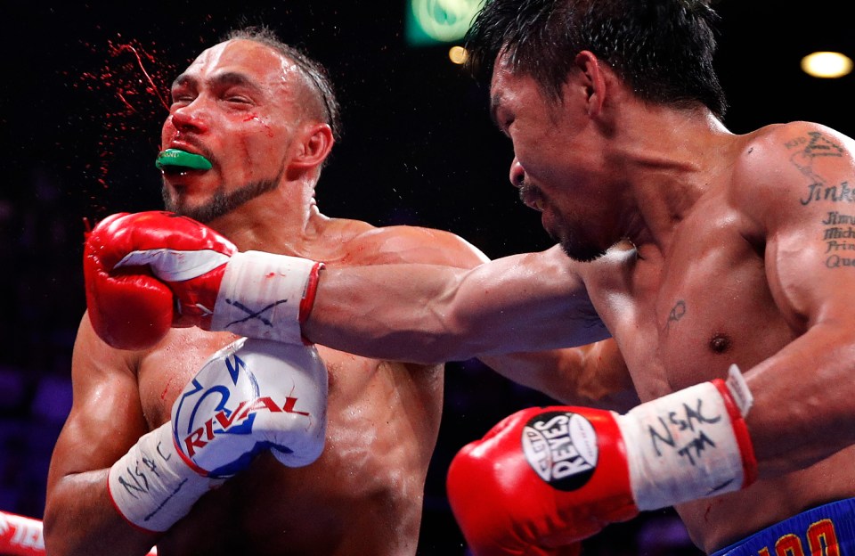  Pacquiao caused the nose of Thurman to bleed with a savage left-hook