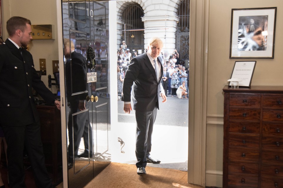  BoJo entering No10 as Prime Minister for the first ever time