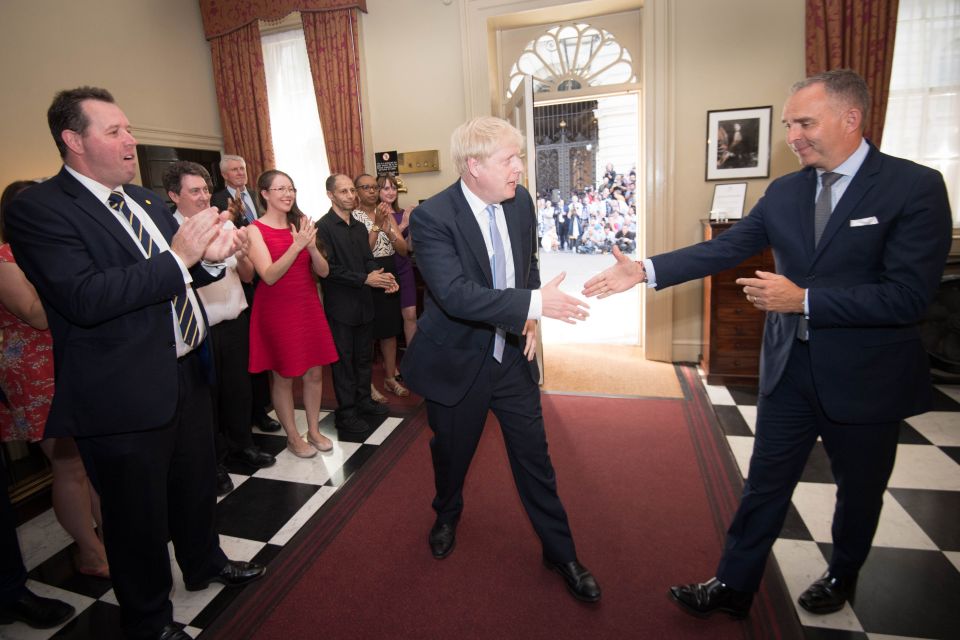  Cabinet Secretary Sir Mark Sedwill shook BoJo's hand