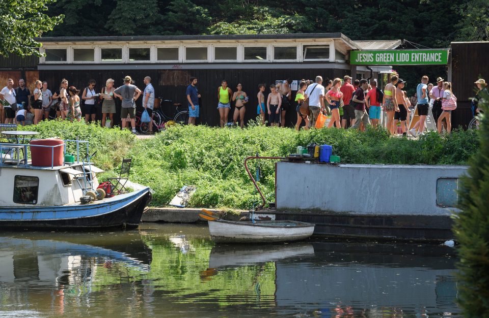  People queuing for a lido in Cambridge on Thursday