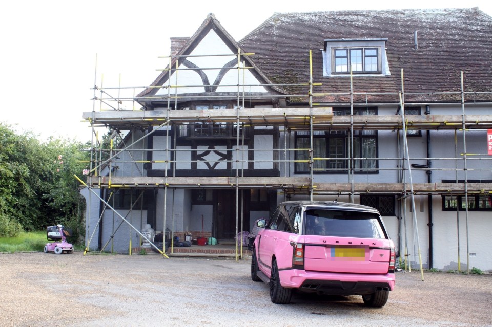  Katie's West Sussex mansion is undergoing a lavish £250,000 renovation to add on a new gym, beauty studio and horse exercise arena