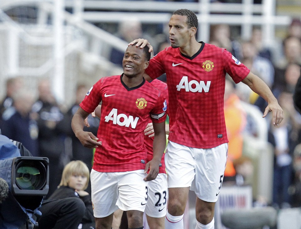  Man Utd legends Ferdinand and Evra began an internet war on social media