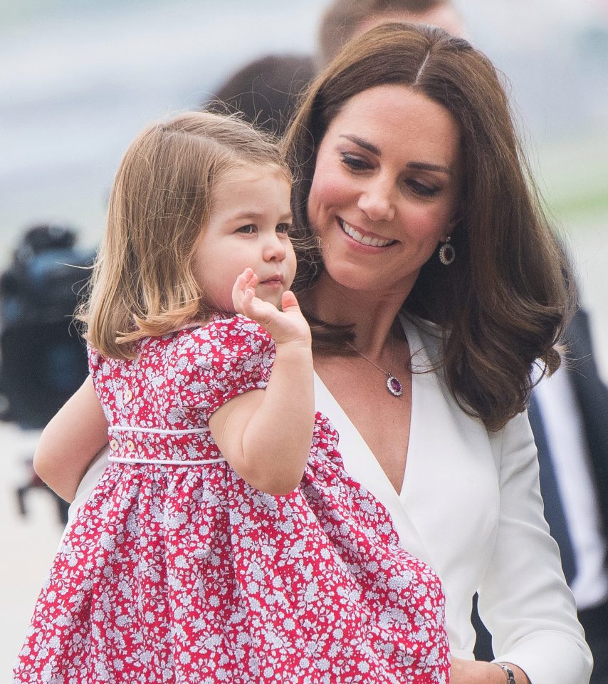  Kate Middleton will take her daughter Charlotte to her first day of school next week