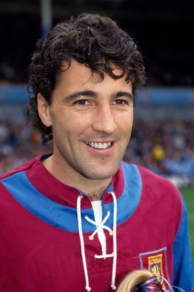  Saunders played for Aston Villa during a glittering 20 year career