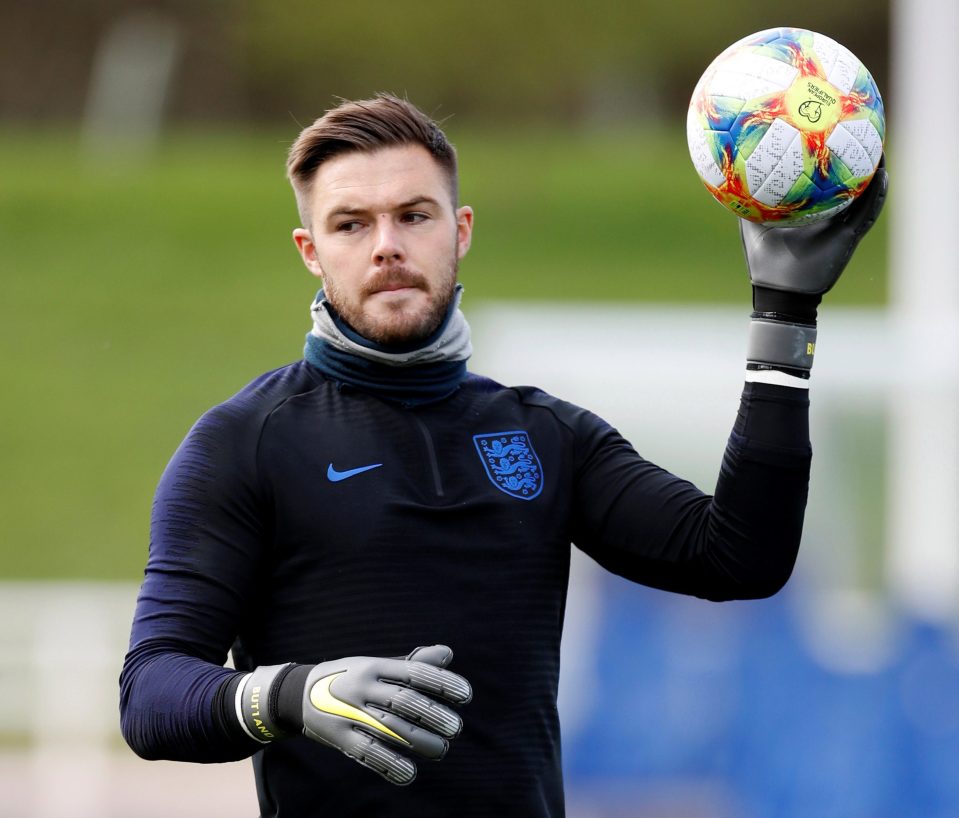  Jack Butland is still desperate to leave Stoke within the next fortnight to save his England career