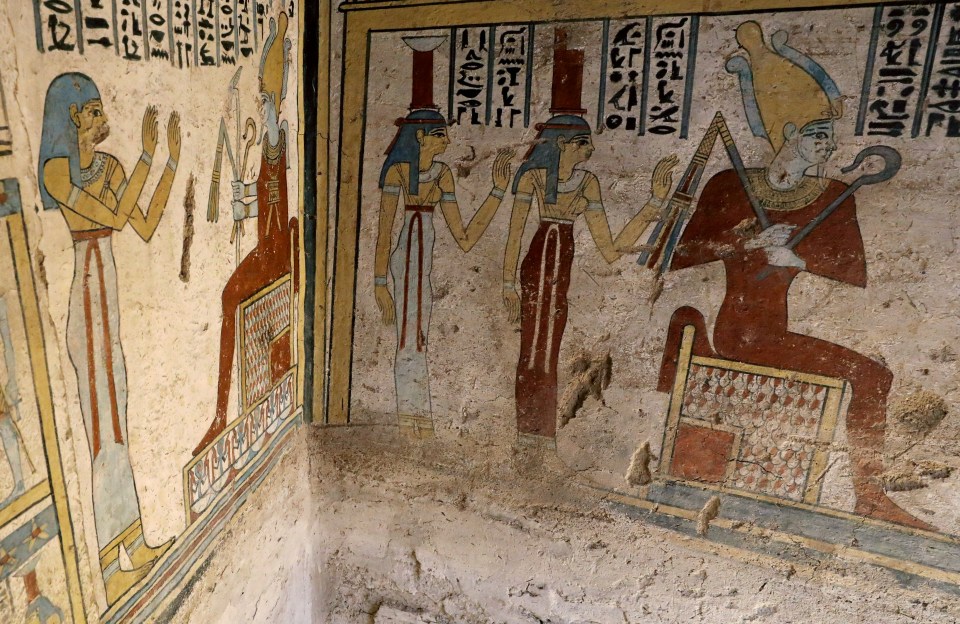  The tomb is full of intricate paintings