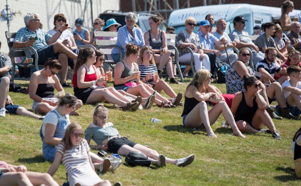  July is set to be the joint-warmest month on record for the world