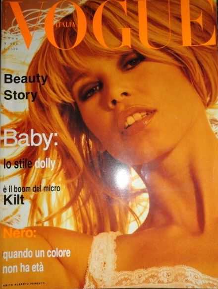  Claudia Schiffer on the cover of the mag in 1994