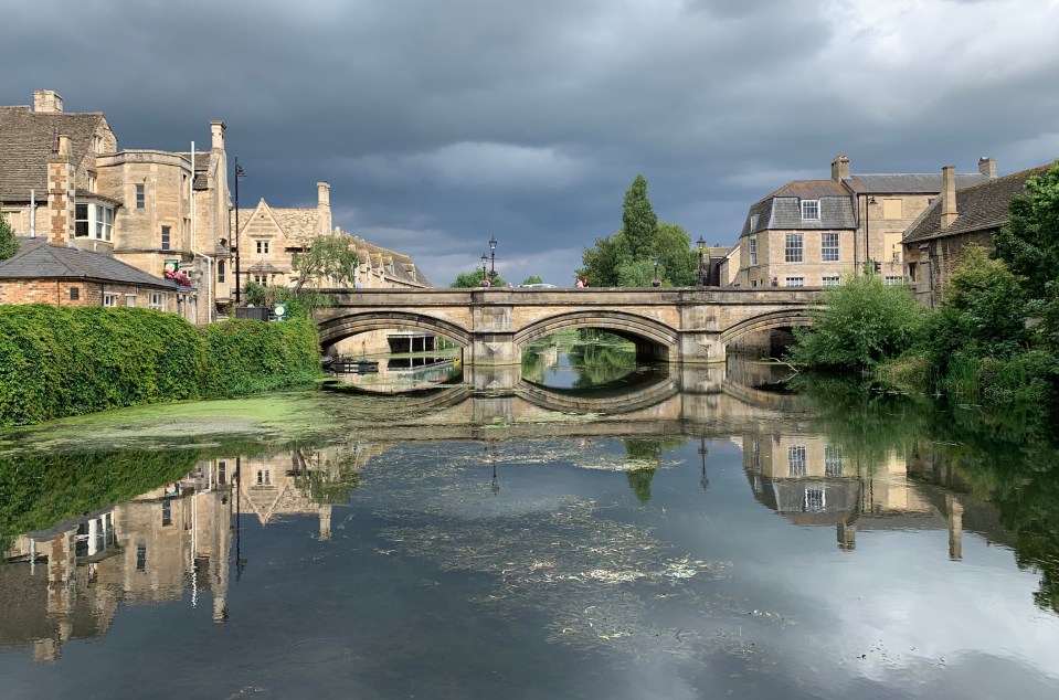  Dean Morcom’s timeless portrait of the bridge over the River Welland at Stamford, Lincs