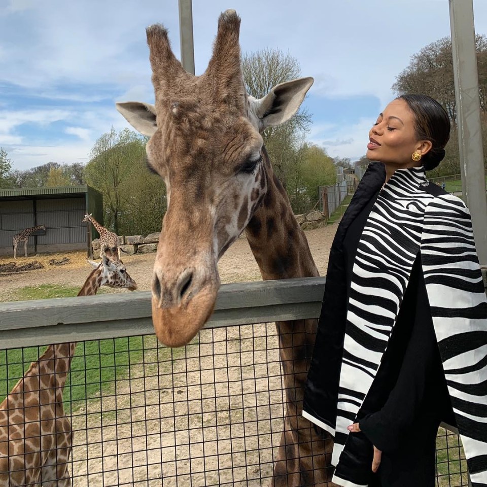  Emma counts lions, sea lions and giraffes as neighbours