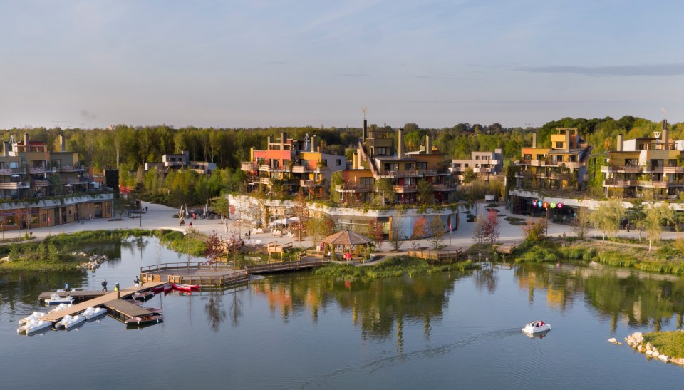 It is hard to believe Les Villages Nature, an eco-friendly park is just three miles from Disneyland Paris and 18 miles from the Eiffel Tower