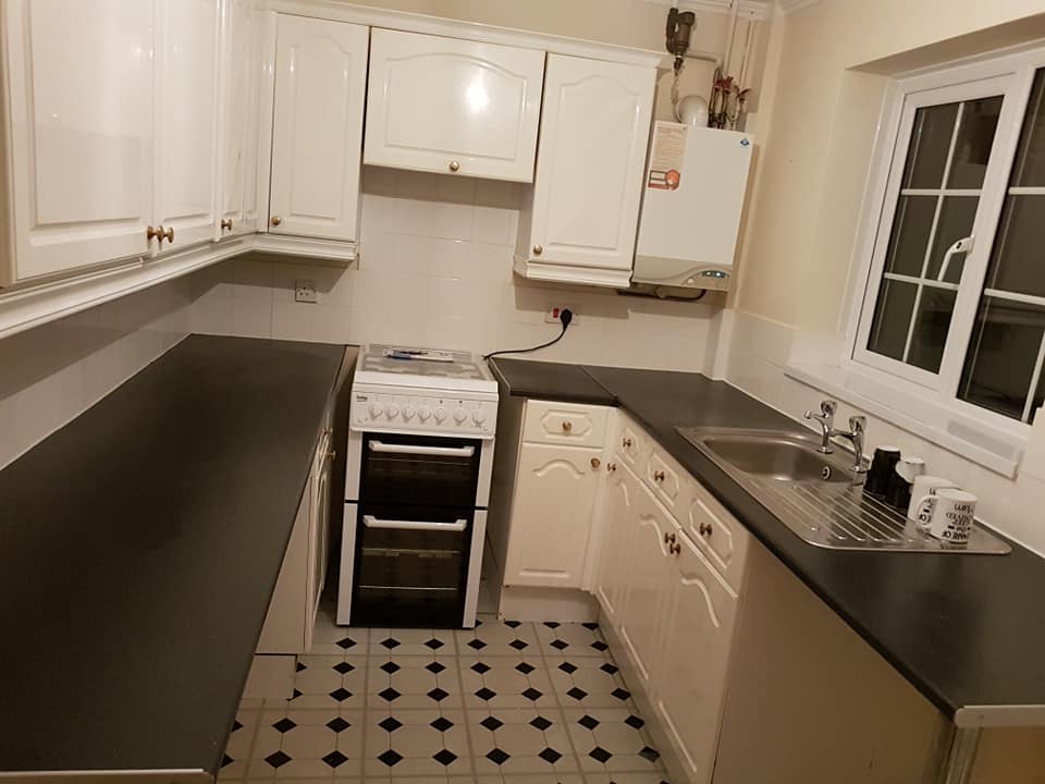 The mum was fed up of looking at a kitchen that clearly needed a little bit of TLC