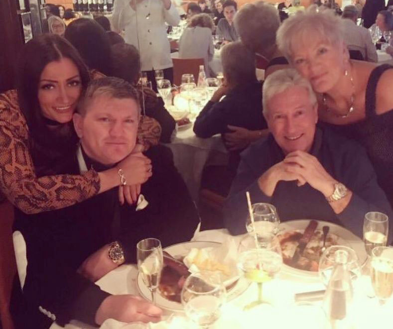  Boxing legend Hatton with his girlfriend and family at dinner that ended feud