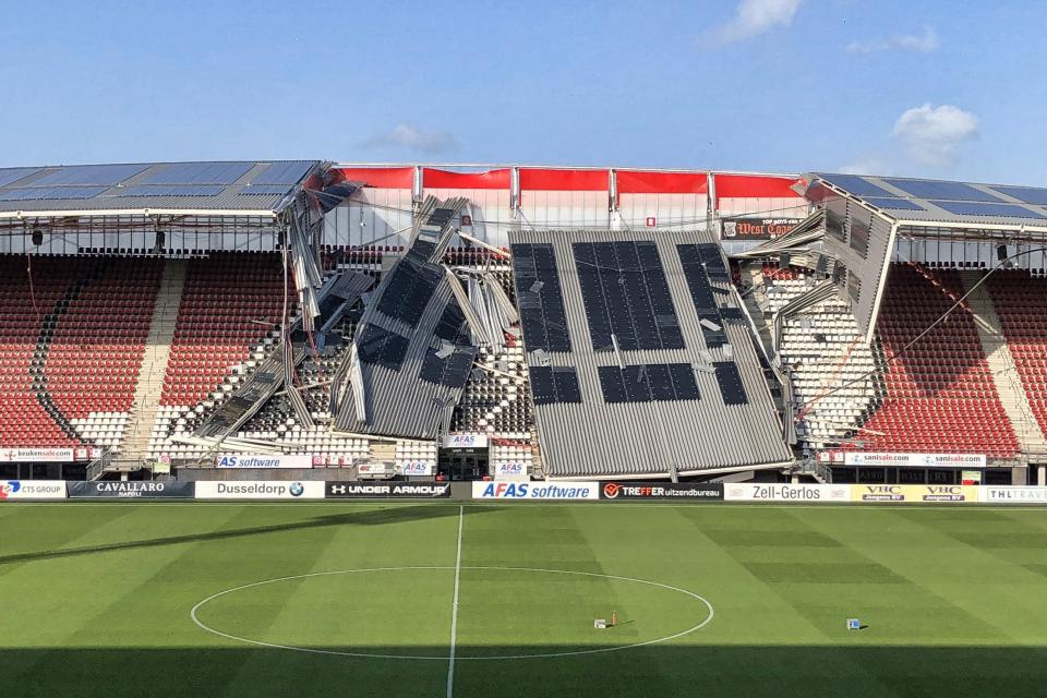  AZ Alkmaar's roof collapsed due to the weight of solar panels