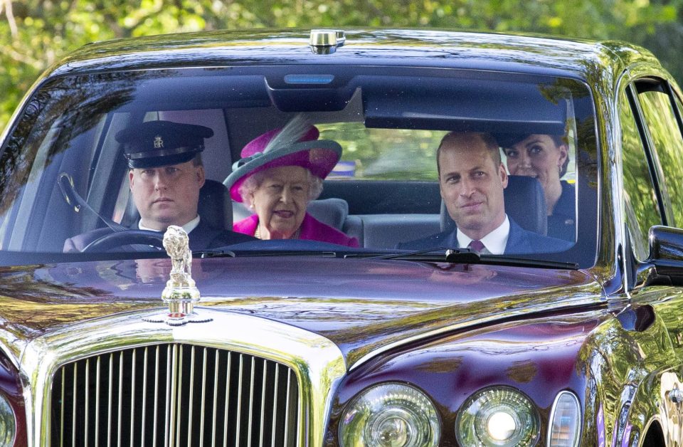  Kate sat with the Queen in the car, while Prince William was up front