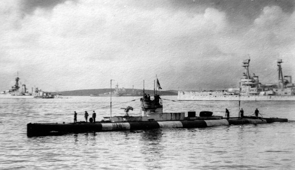  This image shows the British submarine G 13 in the Scapa Flow