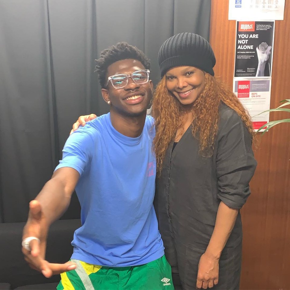  Backstage at Wireless festival in London with Janet Jackson