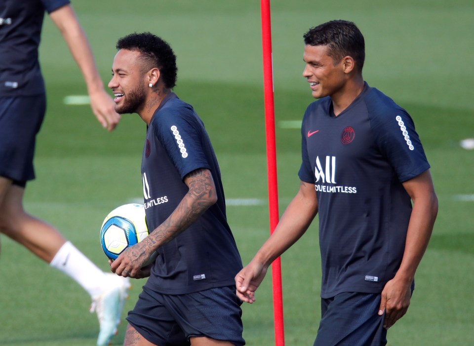  Thiago Silva plays with Neymar in the Brazilian national team