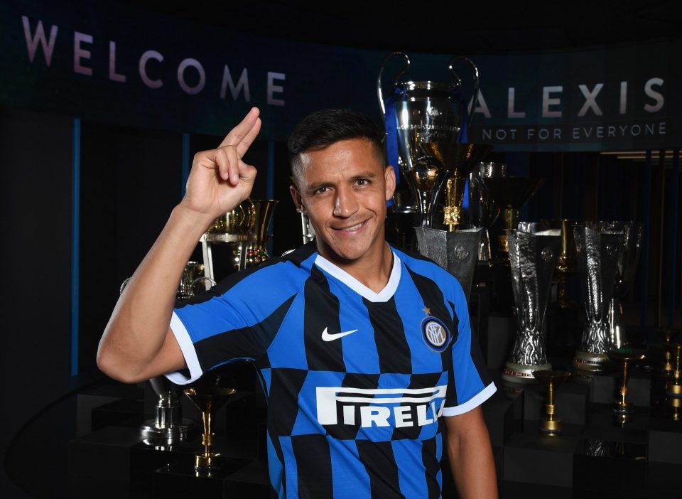  Alexis Sanchez has finally completed his loan move to Inter Milan for the 2019/20 season