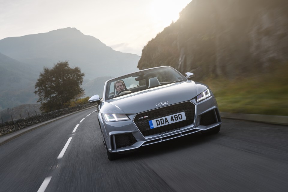  Security experts could access the TT RS Roadster within 10 seconds before its key fob went to sleep