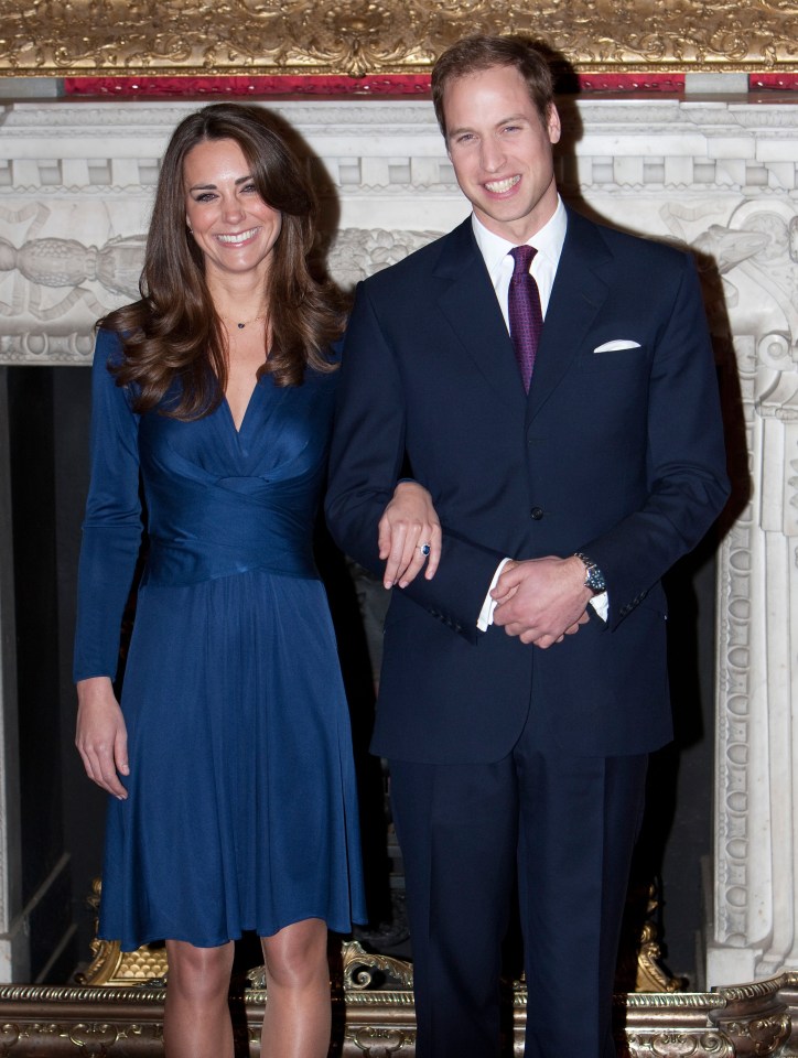  Prince William popped the question with his mother's ring in 2010