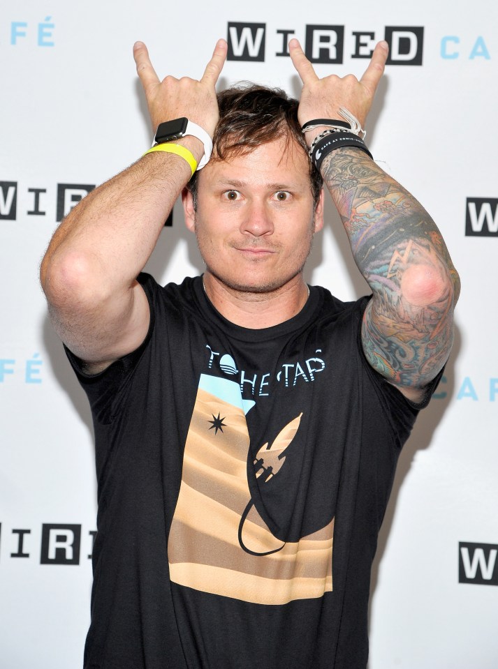  Former Blink-182 singer Tom DeLonge formed a group committed to hunting aliens in 2017