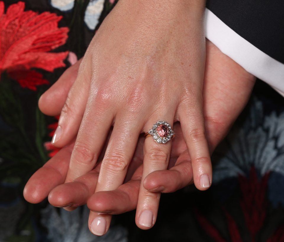  The lotus blossom sapphire is one of the rarest in the world, and experts have valued it at around £7,000