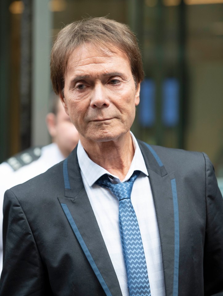  Sir Cliff Richard has settled his legal battle with the BBC for less than half of what he spent on legal fees