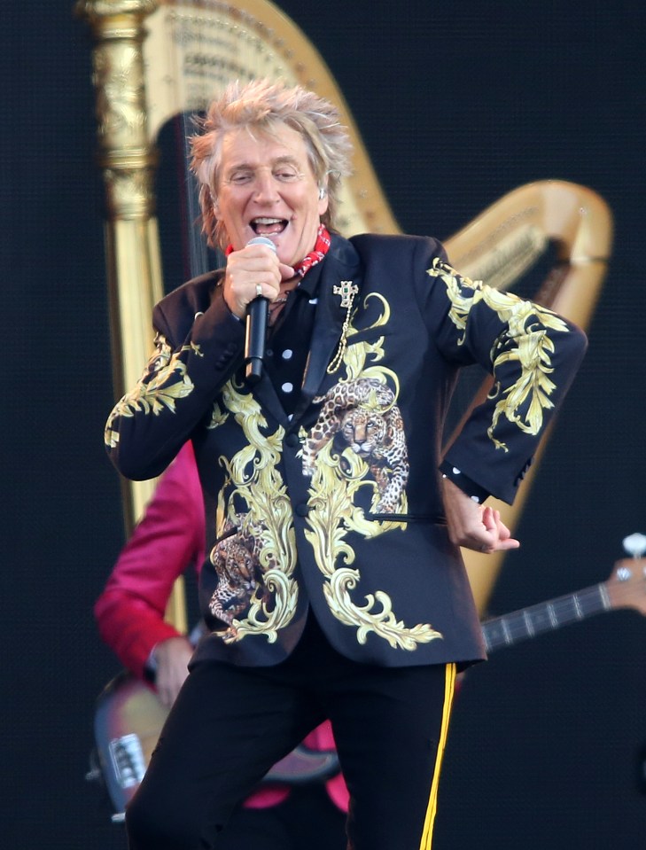 Rod Stewart has revealed he has beaten prostate cancer