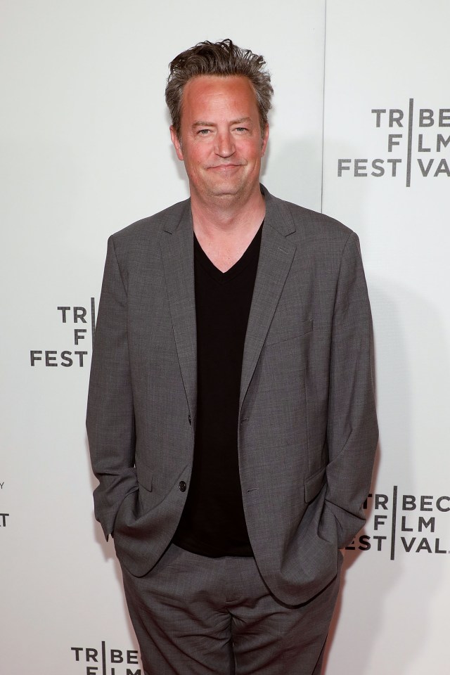  Chandler, played by Matthew Perry, has been involved in theatre