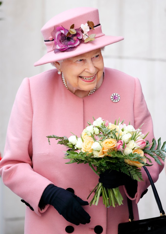  The Queen's famous style will be explored in a new tell-all book