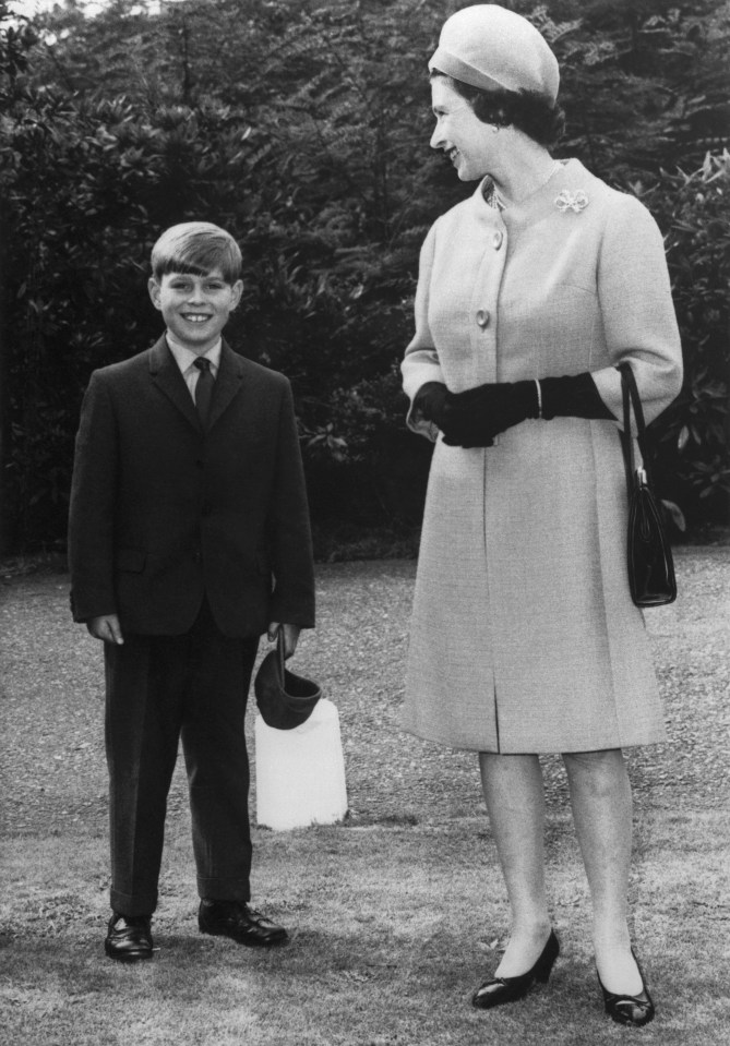  Prince Andrew was not pictured on his first day of primary school however, but he was pictured as entered Heatherdown Preparatory School at Ascot, aged 8