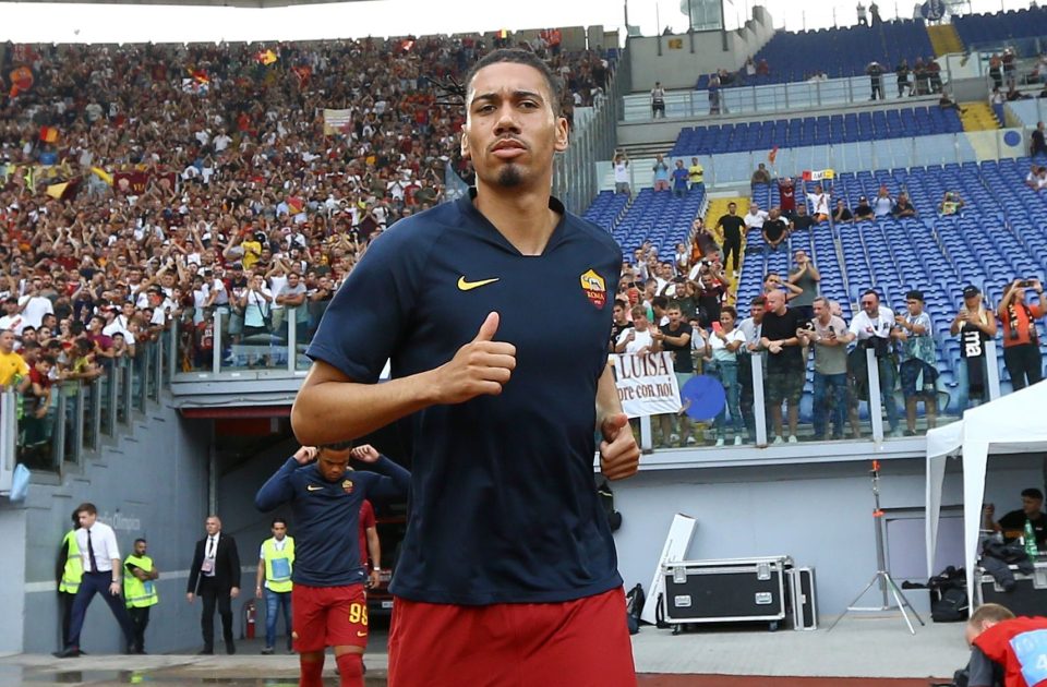  Chris Smalling was an un-used substitute during Roma's 1-1 derby draw with Lazio