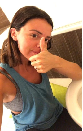  Lucy Mecklenburgh suffers so badly from morning sickness that she is forced to sleep on the toilet floor