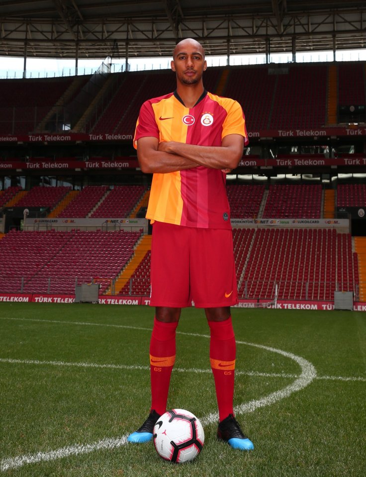  Roma loaned out former Stoke star Steven Nzonzi to Galatasaray