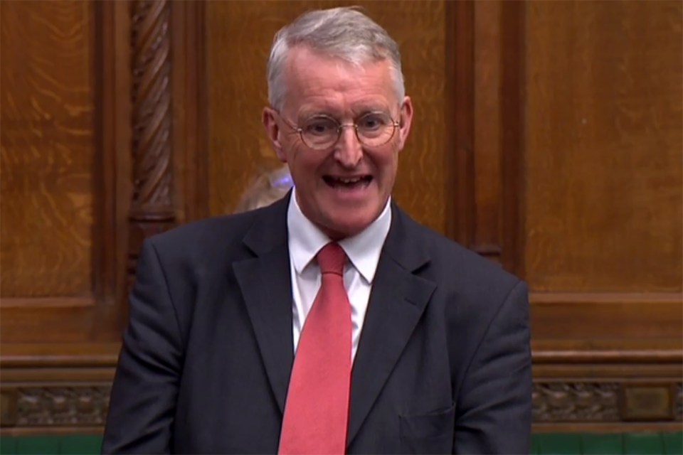  Labour MP Hilary Benn plans to delay Brexit