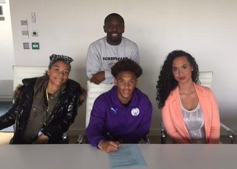 Alongside dad Shaun and his family, D'Margio signed his first pro deal with City last week