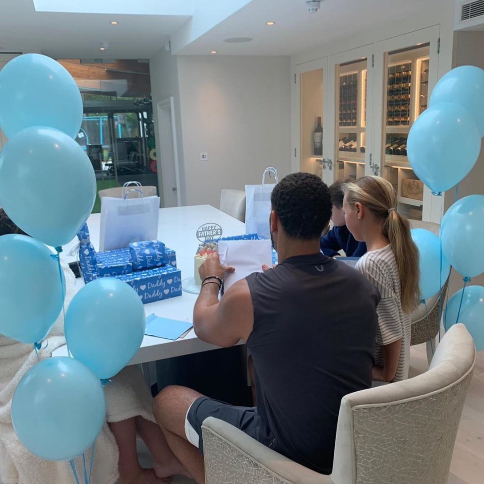  Rio celebrates Father's Day in the couple's kitchen