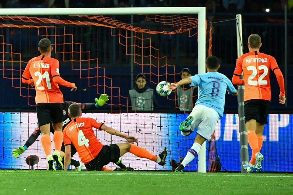  Gundogan slams home City's second