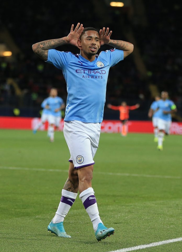  Gabriel Jesus made the points safe with a late strike to make it 3-0